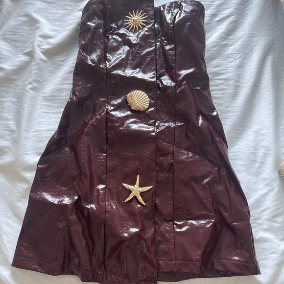 Beautiful leather red dress - Picture 3 of 3